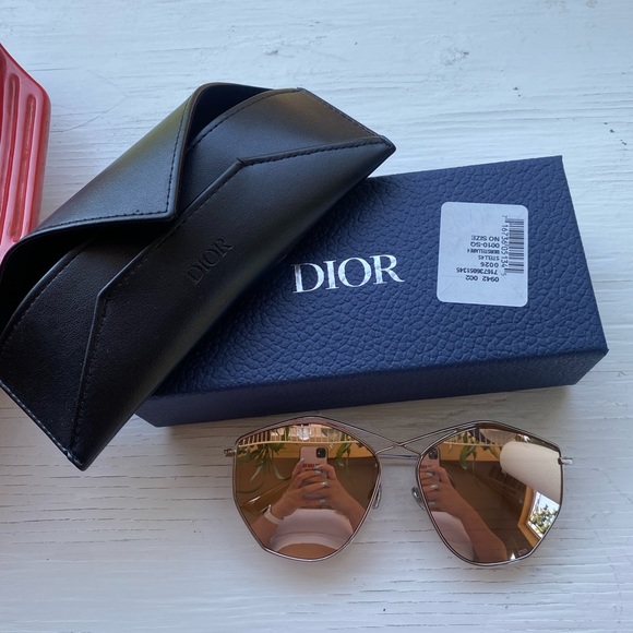 Diorstellaire4 Sunglasses - Picture 2 of 5